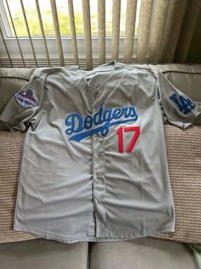 Shohei Ohtani LA Dodgers Jersey Size Xlarge